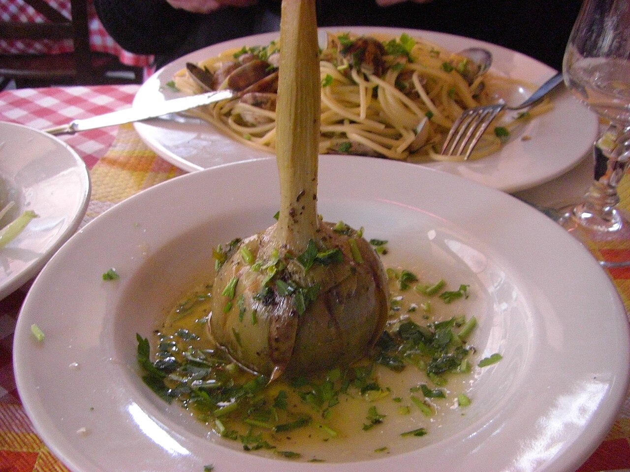 Artichauts brasés à l'huile d'olive et aux herbes