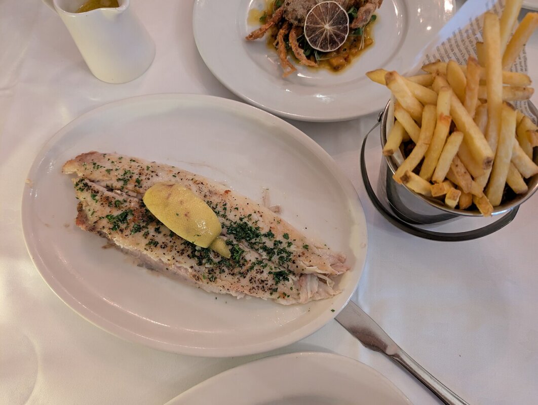 Poisson plat cuit à la meunière