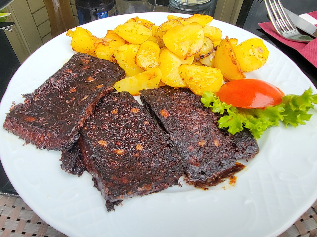Boudin noir poêlé et pommes de terre